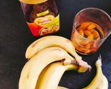 A picture of step 1 of Banana almonds milkshake.