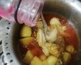 A picture of step 5 of Alo chicken gravy.