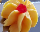 A picture of step 1 of Cheesy Yellow Dahlia.