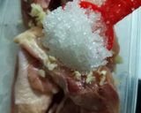 Hình bước làm 2 của món Gà hấp cải bẹ xanh