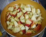 A picture of step 3 of Apple Pie Smoothie.