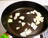 A picture of step 8 of Sweet and Sour Yellow Croaker.