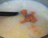Hình bước làm 6 của món Cháo cá hồi sắc màu