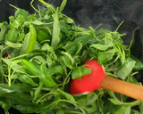 Foto langkah ke 4 dari resep Tumis Kangkung Terasi.