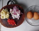 Foto langkah ke 1 dari resep Telur dadar.