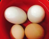 Hình bước làm 2 của món Cháo Trắng Trứng Muối