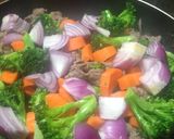 Foto del paso 3 de la receta: Salteado de carne con brócoli, zanahoria, tofu!!