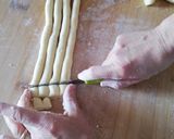 Foto del passaggio 2 della ricetta Gnocchi di patate al tegamino