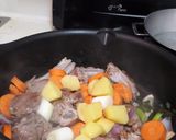 Foto del paso 4 de la receta: Guiso de Carne de Cordero con Yerbas Aromáticas de mi Huerto