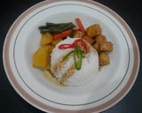 Foto langkah ke 6 dari resep Tuna Kari Kilat.