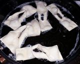 Foto del paso 4 de la receta: Chiacchiere, pastelitos fritos italianos