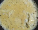 Foto del paso 5 de la receta: Omelette de cebollas caramelizadas, zanahoria y choclo..