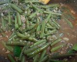 รูปขั้นตอนการทำที่ 6 ของ แกงคั่วผักบุ้งหมูสับ