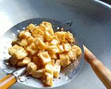 Foto langkah ke 4 dari resep Tahu Cecek Tumis Kecap.