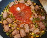 Foto del paso 3 de la receta: Arroz con salchichas