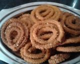 A picture of step 6 of Rice chakli.