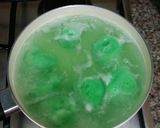 Foto langkah ke 3 dari resep Klepon Coklat Keju.