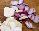 Foto langkah ke 5 dari resep Sop ayam ceker.