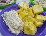 Foto langkah ke 11 dari resep TomYum Udang Creamy Lezat.