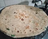A picture of step 2 of Molli ka paratha.