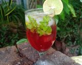 A picture of step 4 of Hibiscus flower Mojito.