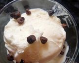 A picture of step 3 of Italian Affogato Coffee Ice cream.