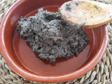 Paté de aceitunas negras