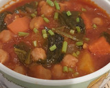 Foto del paso 6 de la receta: Sopa vegetariana de garbanzos con patatas y espinacas