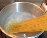 Foto langkah ke 1 dari resep Spaghetti carbonara.