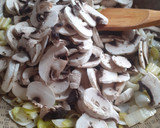 Foto del paso 5 de la receta: Crema de champiñones a la morena