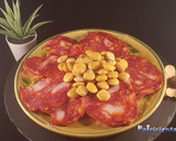 Foto del paso 4 de la receta: Morcón ibérico con altramuces al ajillo