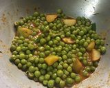 A picture of step 5 of Ghugni or Aloo Matar (no onion garlic).