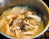 Hình bước làm 4 của món Canh măng tươi nấu nấm
