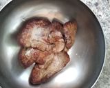 Foto del paso 2 de la receta: Conejo con picada de hígado