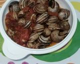 Foto del paso 2 de la receta Caracoles picantes con tomate