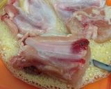 Foto langkah ke 1 dari resep Ayam Goyeng Kyiuk Ala Dapur Anie.