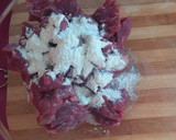 Foto del paso 2 de la receta: Ternera en salsa con judías