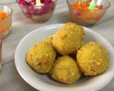 A picture of step 2 of Kesar coconut ladoo.