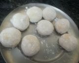 A picture of step 3 of Butter Naan.