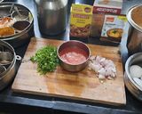A picture of step 1 of Egg masala gravy.