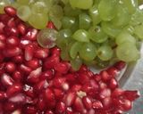 A picture of step 3 of Curd rice with Grapes temple style.