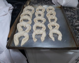 Foto del paso 3 de la receta: Medialunas de manteca muy fáciles y rápidas