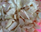Gambar langkah 2 resipi Tempe Dan Bawang Krispi.
