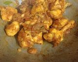 A picture of step 4 of Chicken Ularthiyathu.
