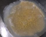 Une image de l'étape 3 de Dahl de lentilles jaunes aux carottes violettes, tomates et courgette.