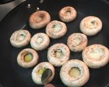 Foto del paso 4 de la receta: Champiñones rellenos de chistorra