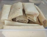 A picture of step 7 of Chicken Spring Roll.