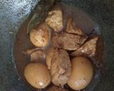 Foto langkah ke 4 dari resep Semur Tahu Telur.