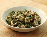 Foto langkah ke 7 dari resep Cumi Cabai Hijau Devina Hermawan.