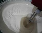 Foto langkah ke 2 dari resep Bolu Coklat Santan.